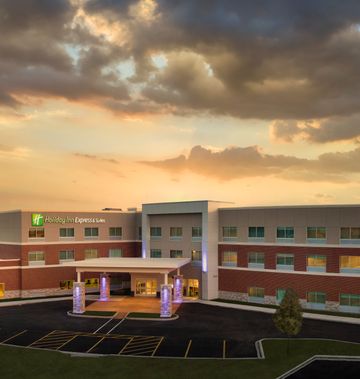 Holiday Inn Express & Suites Lockport