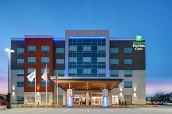 Holiday Inn Express & Stes Memorial City