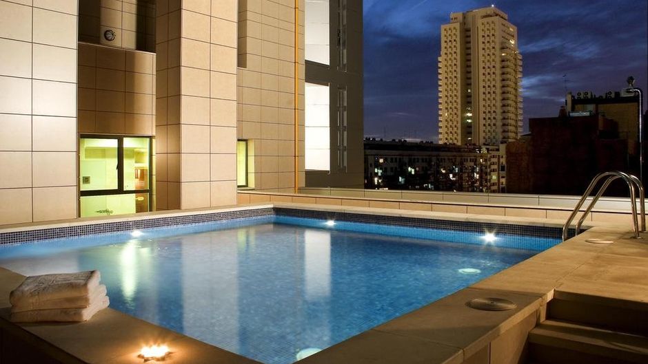 Hotel Valencia Center Pool