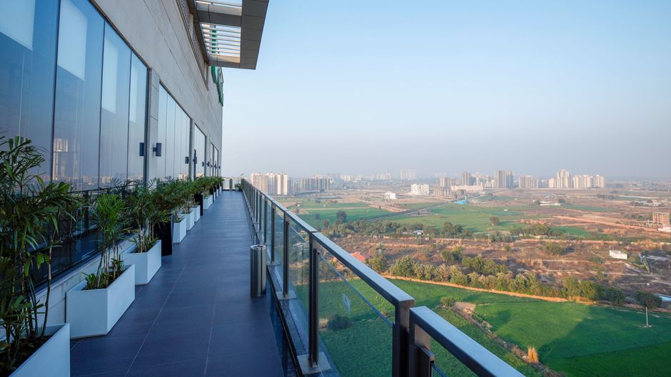 Holiday Inn Gurugram Sector 90 Exterior