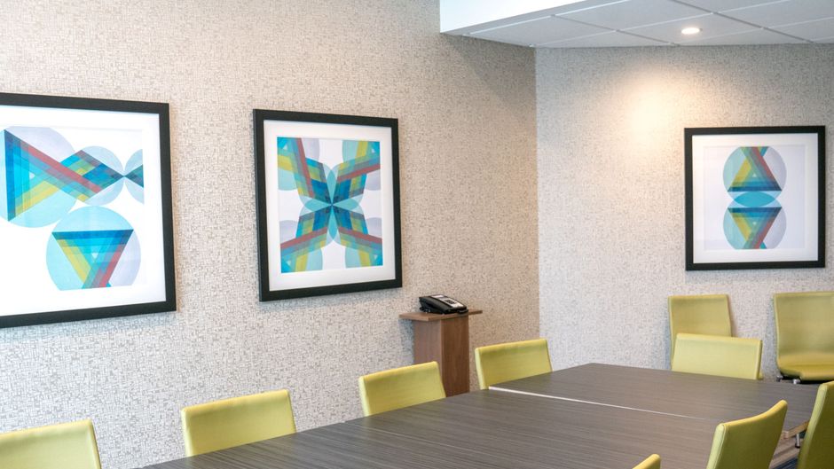 Holiday Inn Express & Suites Brandon Meeting