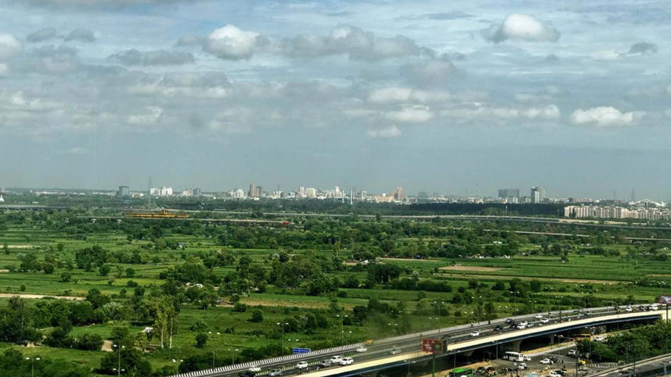 Holiday Inn New Delhi Mayur Vihar Noida Exterior