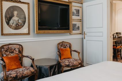 Manos Premier Hotel