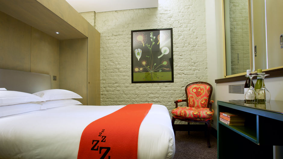 Marrable's Hotel Room
