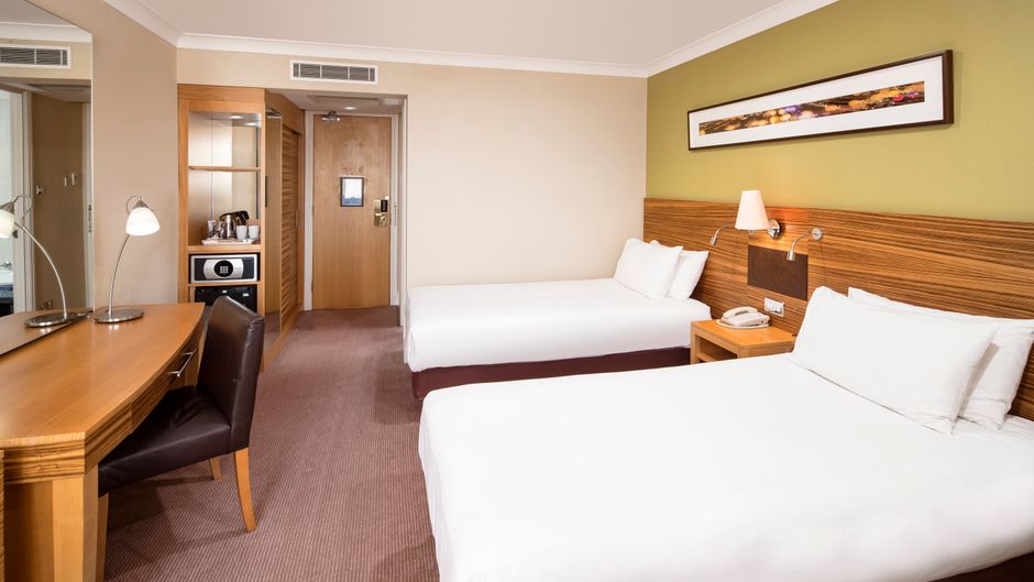 Crowne Plaza Chester Room