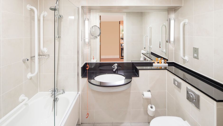 Crowne Plaza Chester Room