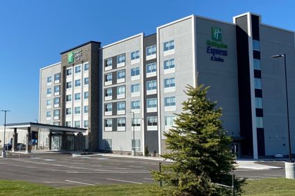 Holiday Inn Express & Suites Aurora