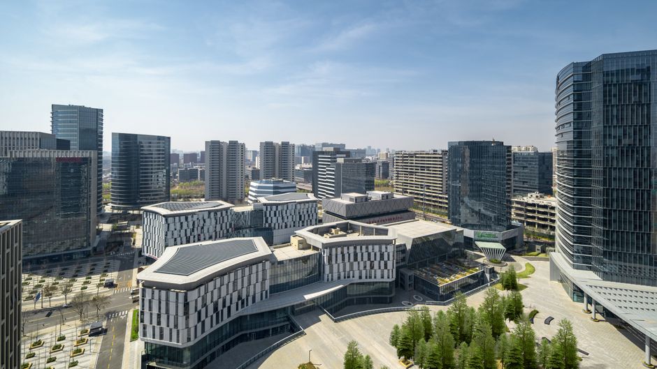 Holiday Inn Express Yizhuang East Exterior