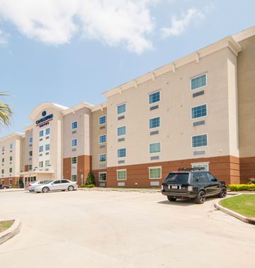 Candlewood Suites College Drive