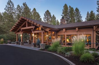 Seventh Mountain Resort