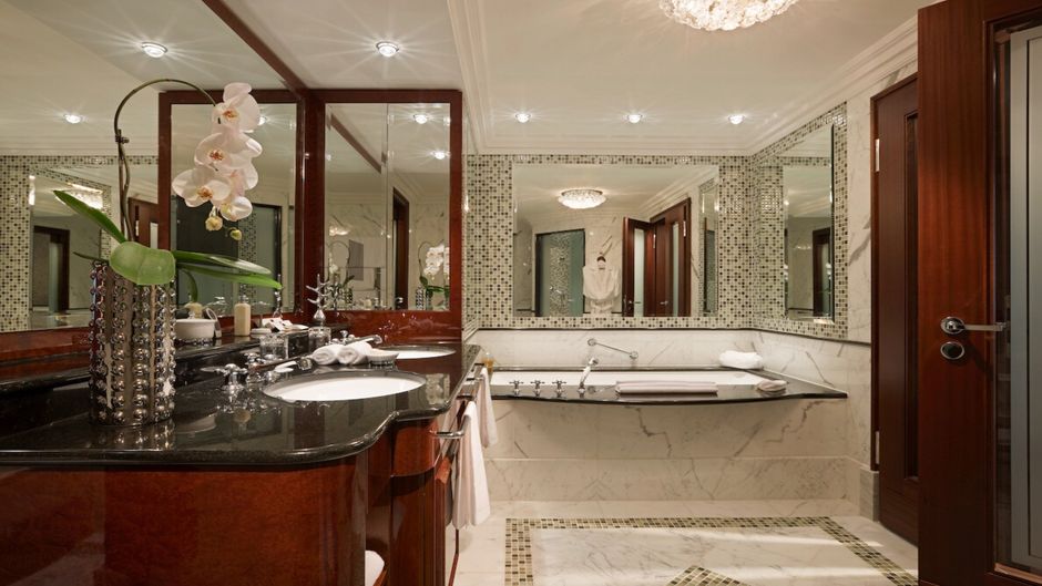 Breidenbacher Hof Room