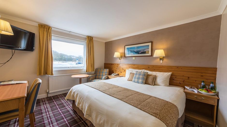 Norseman Hotel Room