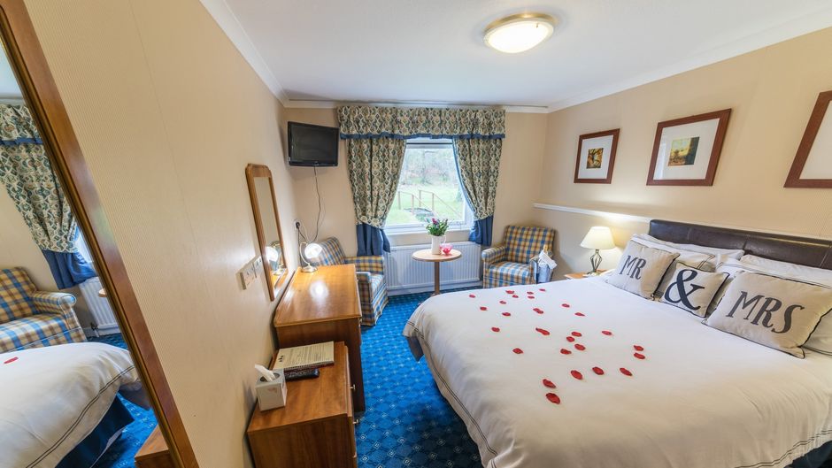 Norseman Hotel Room
