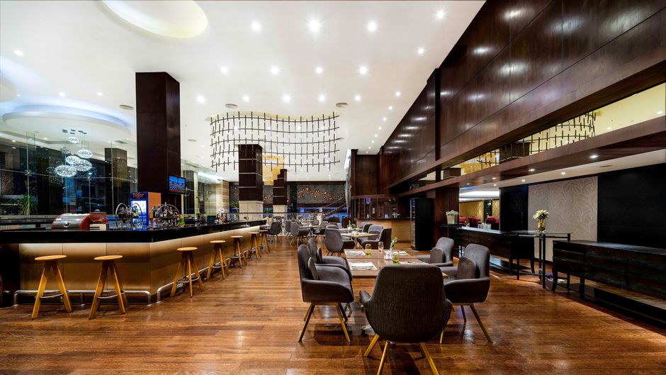 Swiss-Belhotel Harbour Bay Restaurant