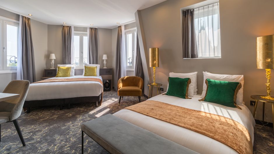 Leonardo Hotel Amsterdam Museum Quarter Room