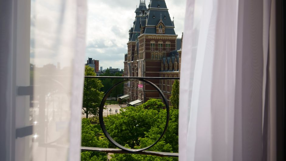 Leonardo Hotel Amsterdam Museum Quarter Exterior