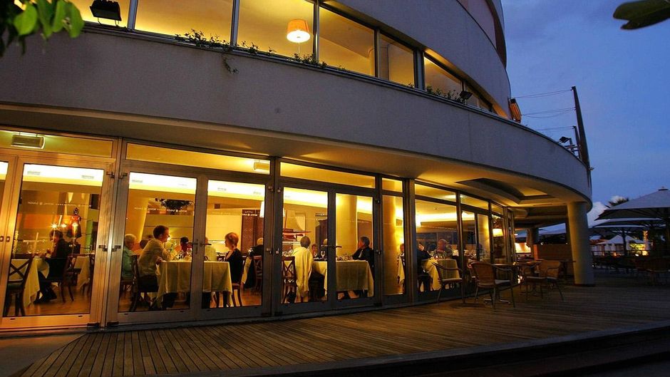 Hotel Royal Savoy Restaurant