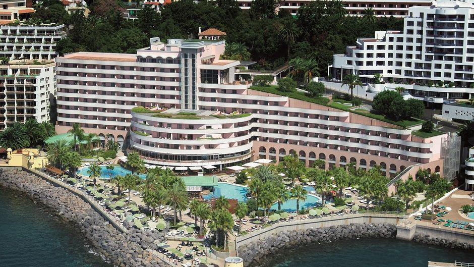 Hotel Royal Savoy Exterior