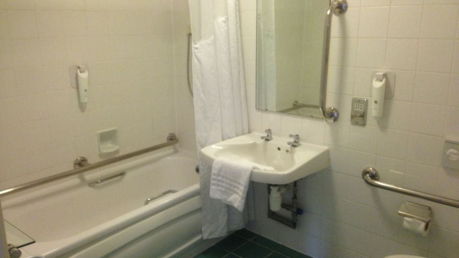 Holiday Inn Birmingham Bromsgrove Room