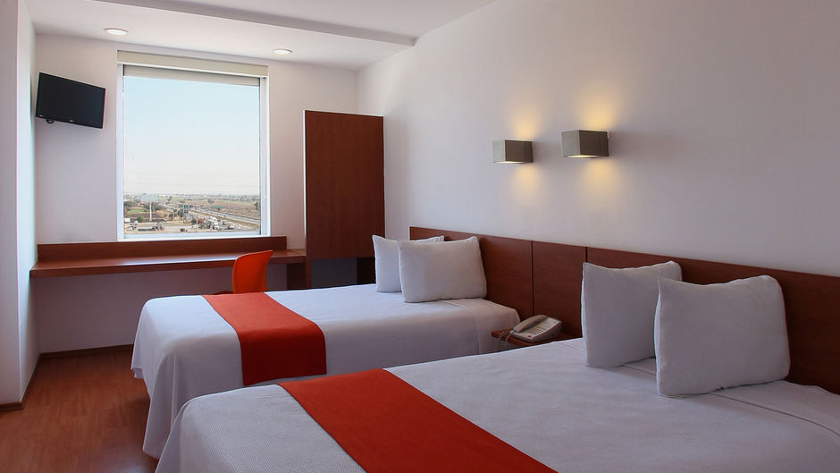 One Silao Room