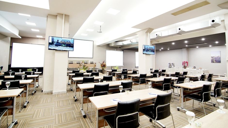 Holiday Inn Express Surabaya CenterPoint Ballroom