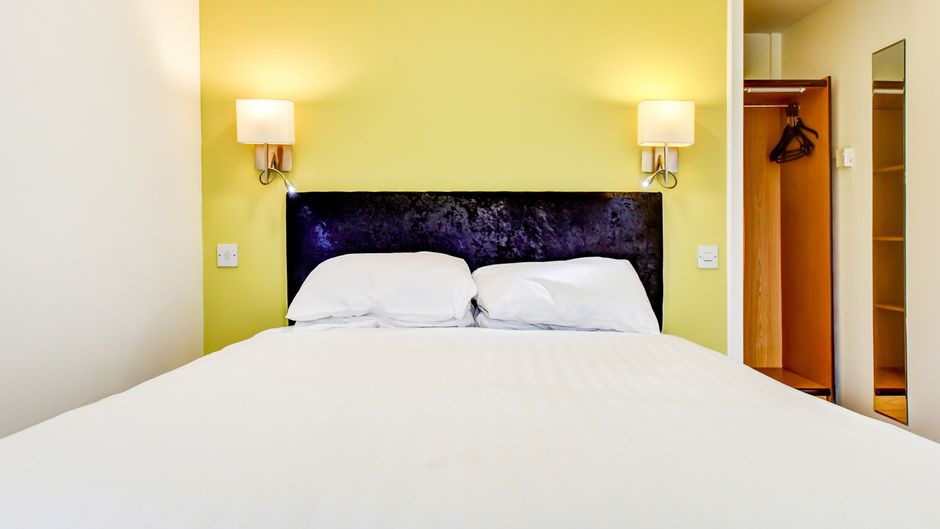 OYO Blue Inn Room