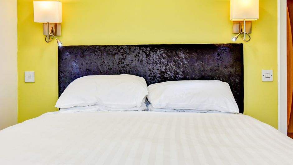 OYO Blue Inn Room