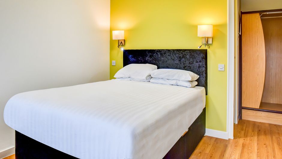 OYO Blue Inn Room