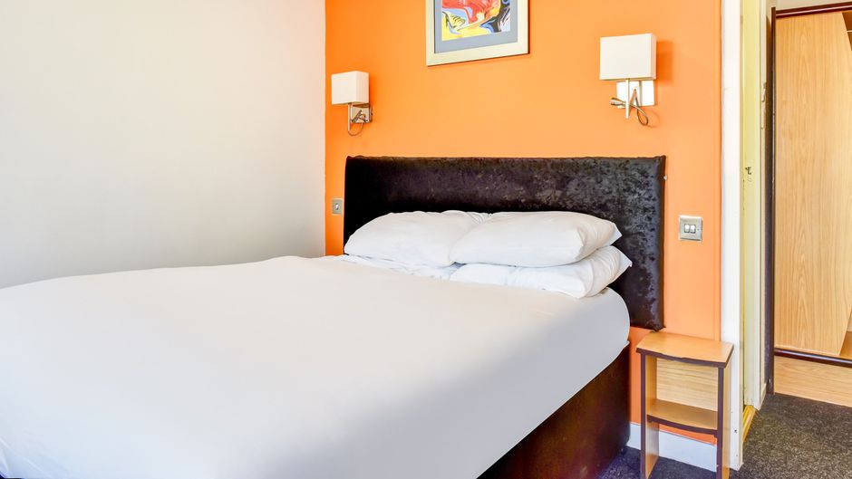 OYO Blue Inn Room