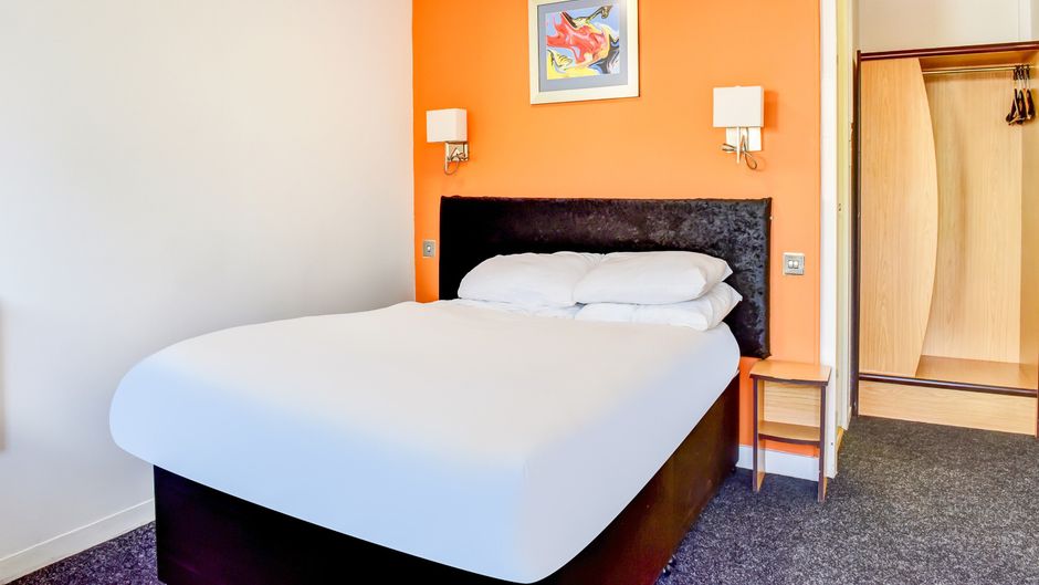 OYO Blue Inn Room