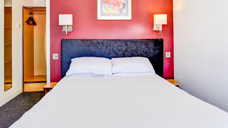 OYO Blue Inn Room