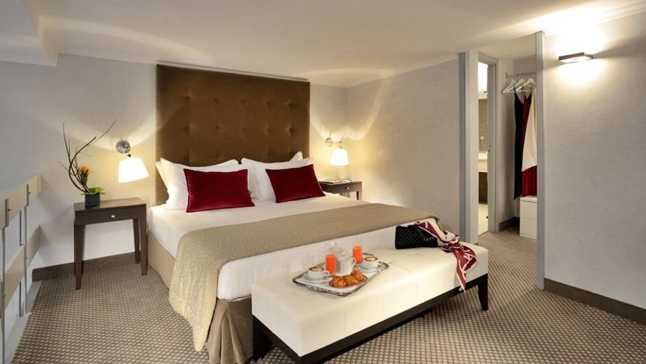 Colonna Palace Hotel Room