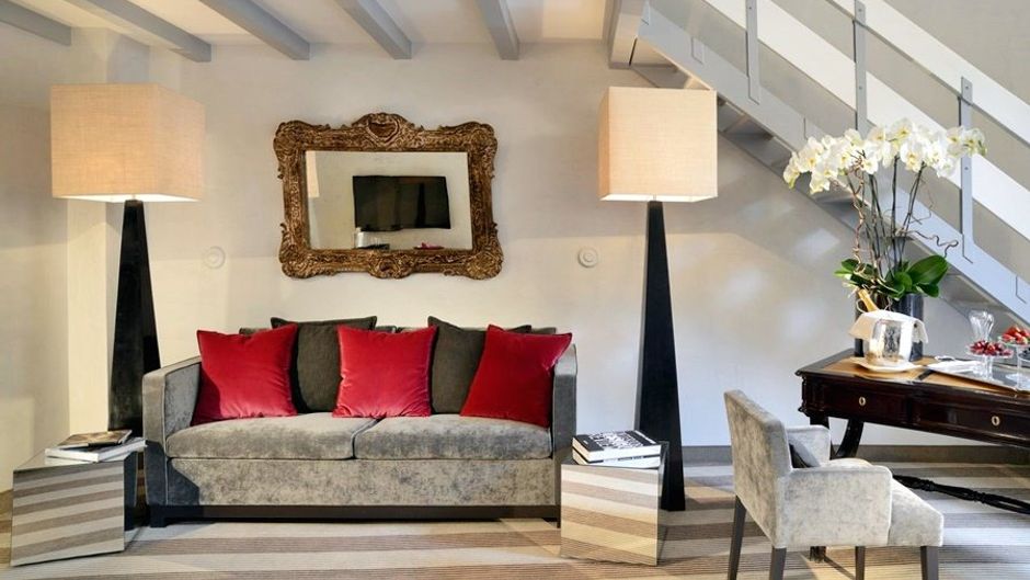 Colonna Palace Hotel Room