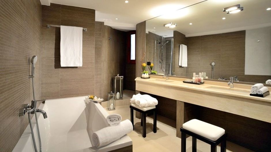 Colonna Palace Hotel Room