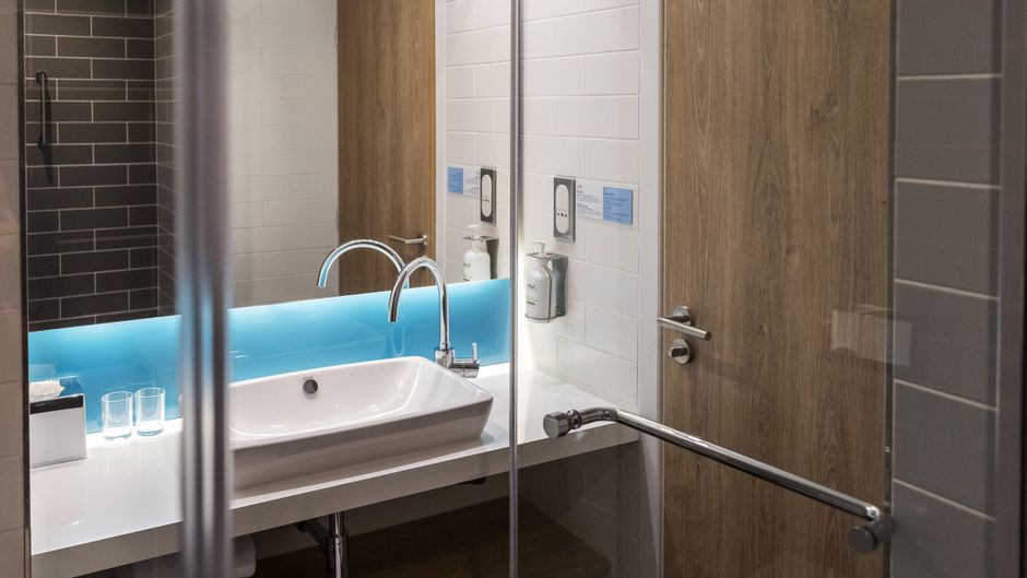Holiday Inn Express Nice-Grand Arenas Room