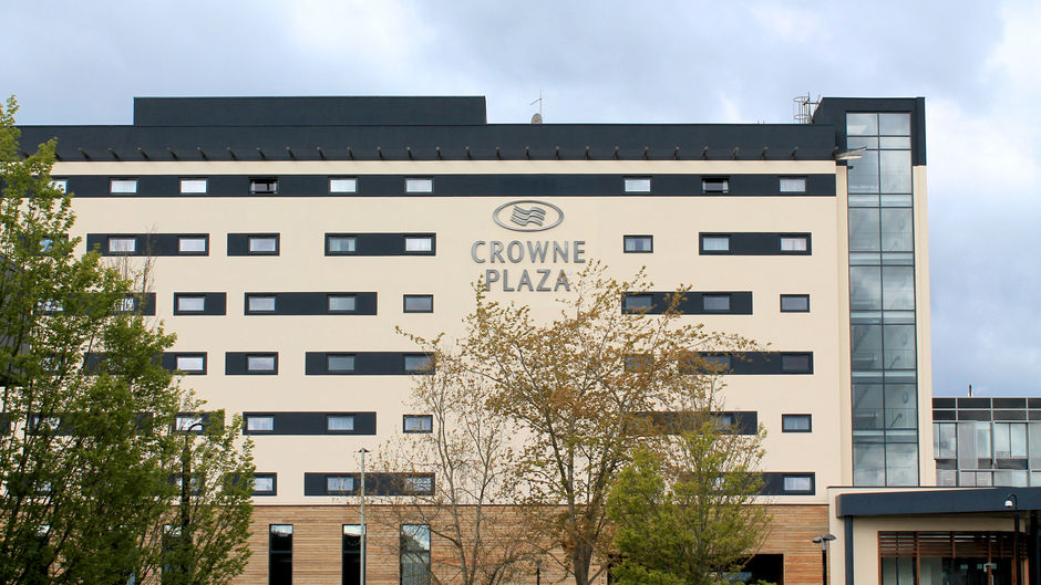 Crowne Plaza Reading Exterior