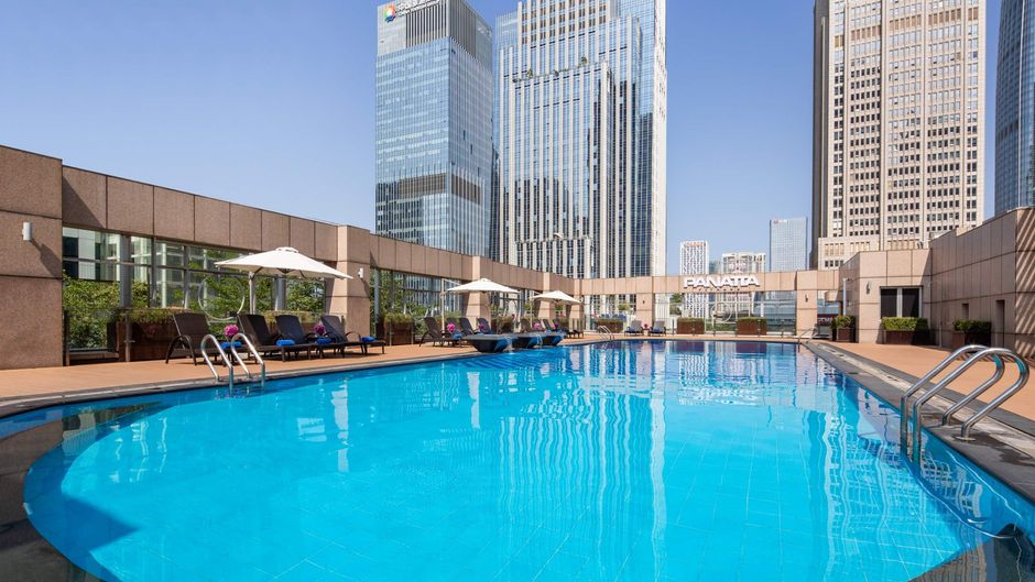 Crowne Plaza Shenzhen Futian Pool