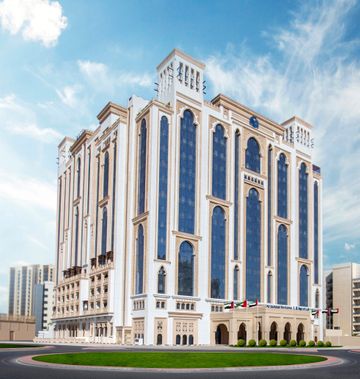 Al Jaddaf Rotana Suite Hotel