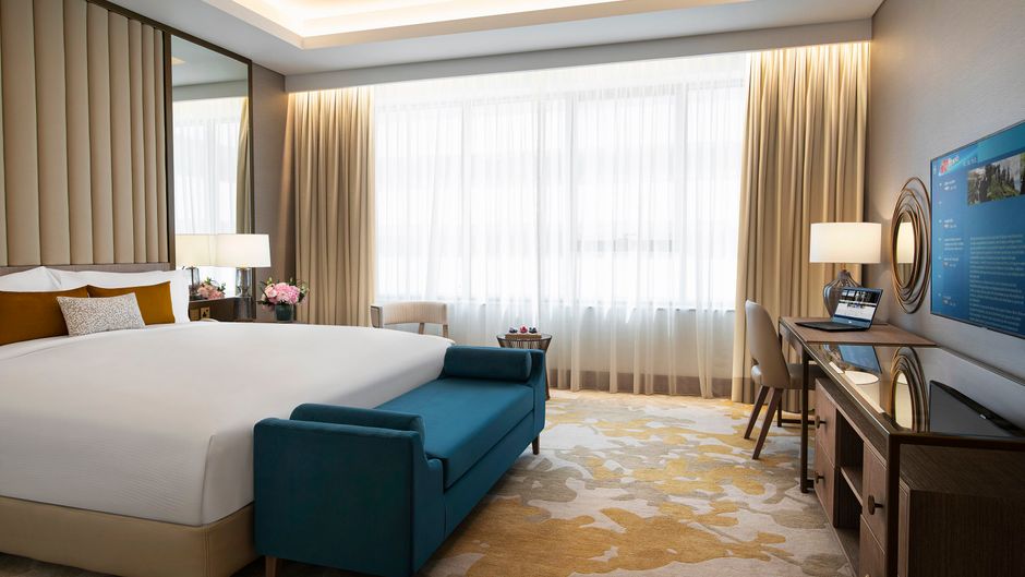 Al Jaddaf Rotana Suite Hotel Suite