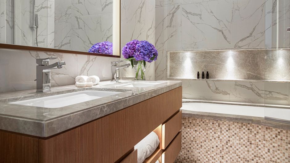 Al Jaddaf Rotana Suite Hotel Room