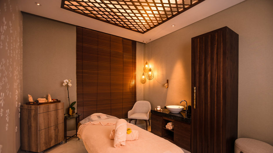 Al Jaddaf Rotana Suite Hotel Recreation
