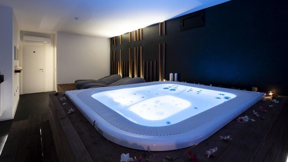 Alkamuri Posh Hotel Spa