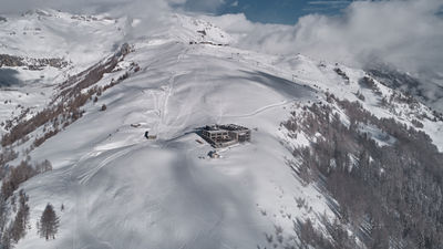 Chetzeron Hotel
