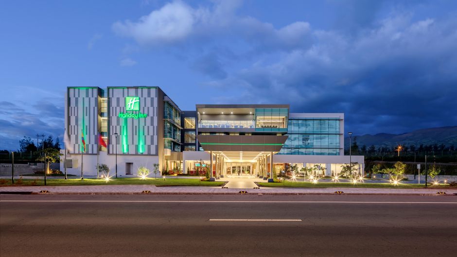 Holiday Inn Quito Airport Exterior