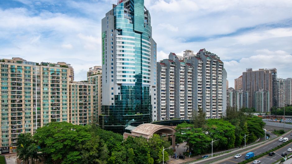 Holiday Inn Shenzhen Donghua Exterior