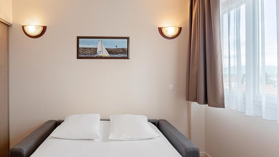 Appart'City Montelimar Room