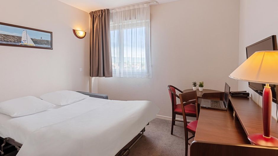 Appart'City Montelimar Room