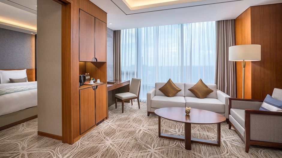 Lotte Hotel Yangon Suite