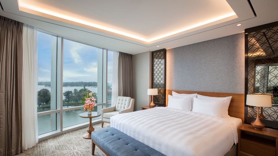 Lotte Hotel Yangon Suite