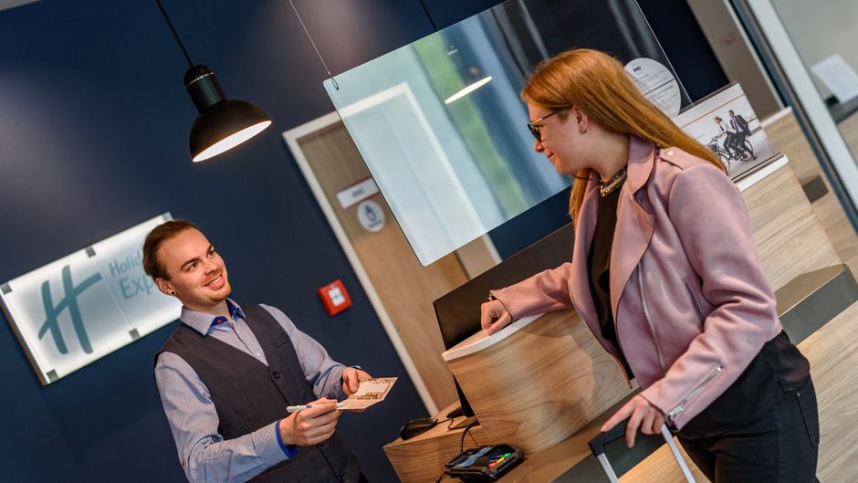 Holiday Inn Express Fulda Exterior